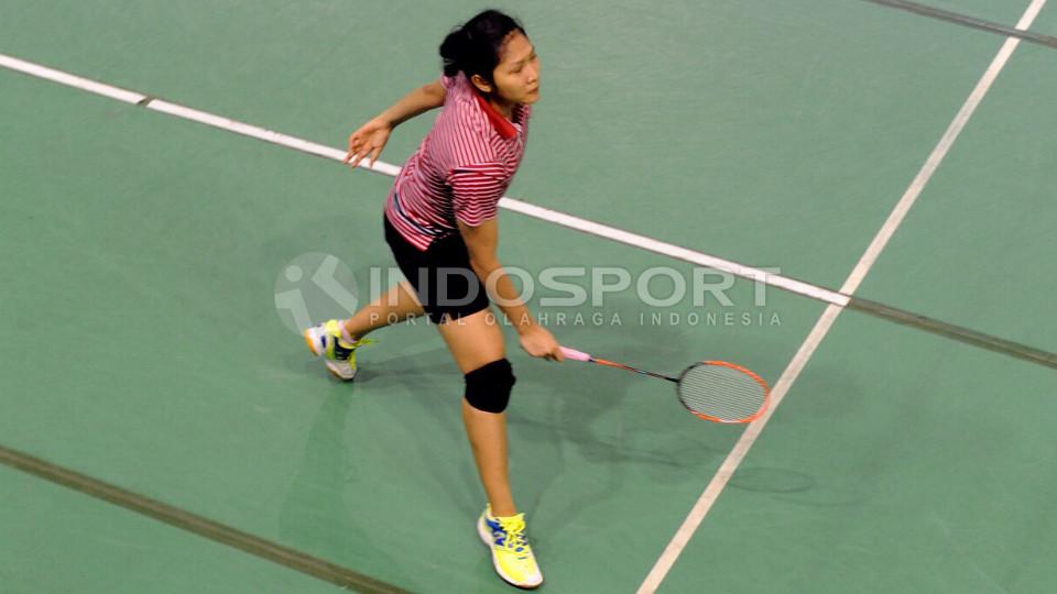 Linda Wenifanetri melakoni latihan smash agar tampil maksimal di BCA Indonesia Open 2015.